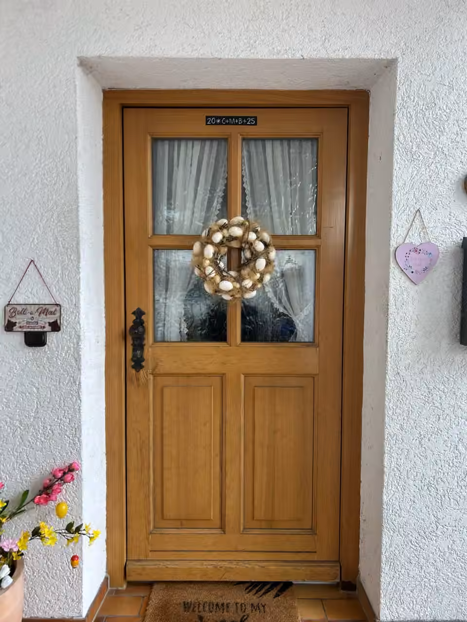 Haustür aus Eiche mit Sprossenfenster